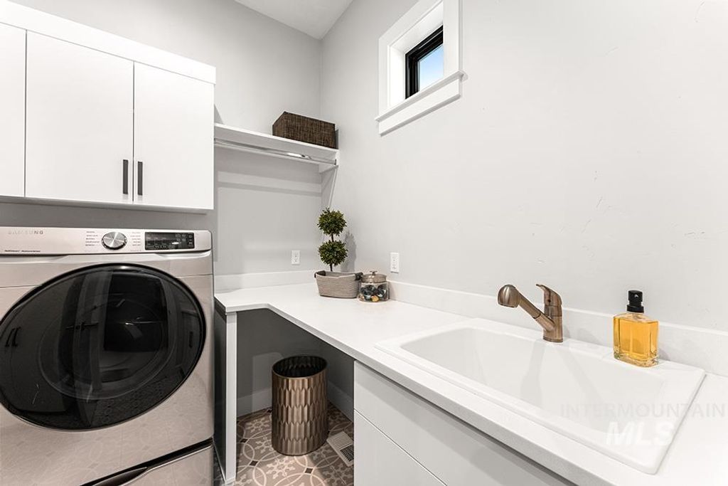 768 E Orion Dr, Boise, ID 83702 photo 26