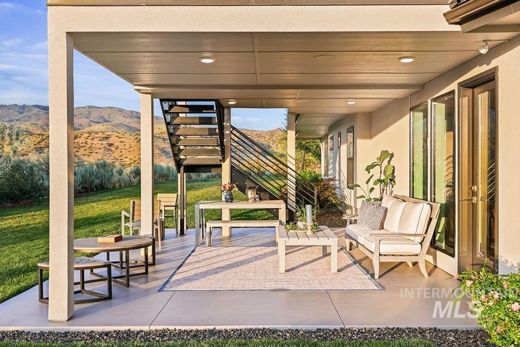 768 E Orion Dr, Boise, ID 83702 photo 28