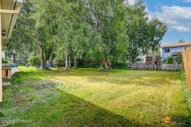 240 N Hatcher Street, Palmer, AK 99645