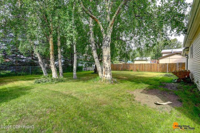 240 N Hatcher Street, Palmer, AK 99645