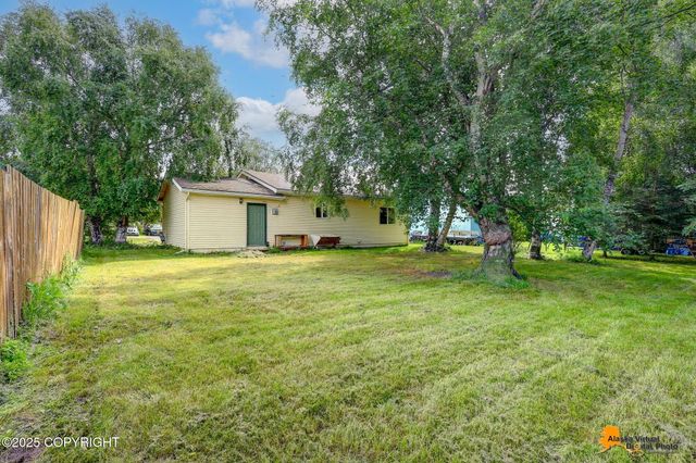 240 N Hatcher Street, Palmer, AK 99645