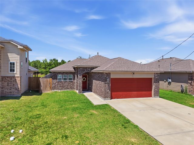 1222 Road 5102, Cleveland, TX 77327