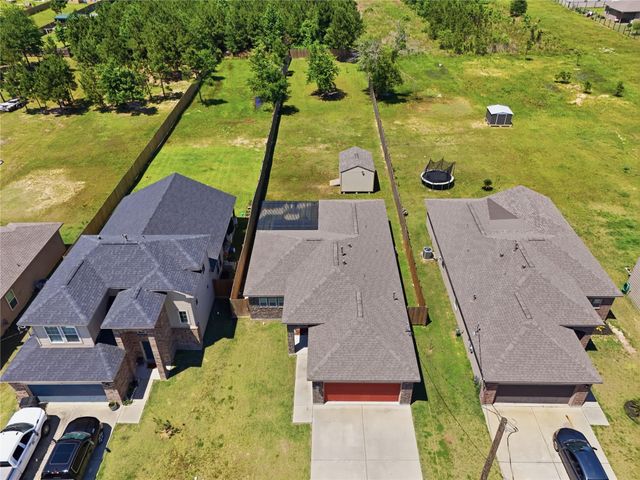 1222 Road 5102, Cleveland, TX 77327
