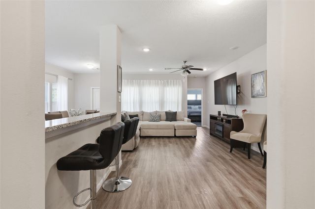 1222 Road 5102, Cleveland, TX 77327