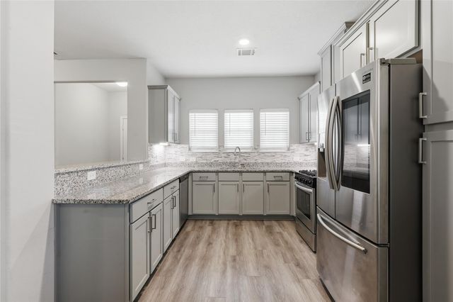 1222 Road 5102, Cleveland, TX 77327