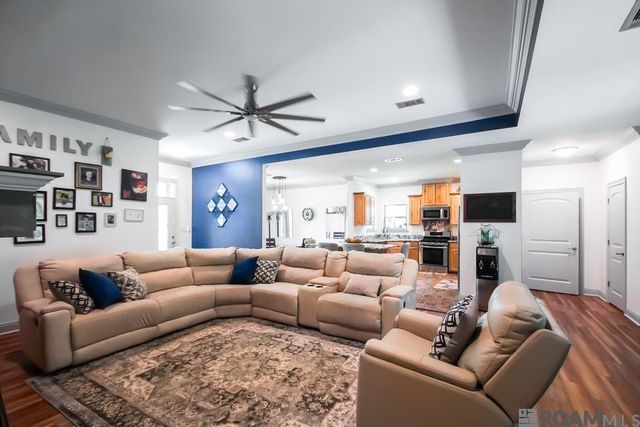 30555 Weiss Rd, Livingston, LA 70754