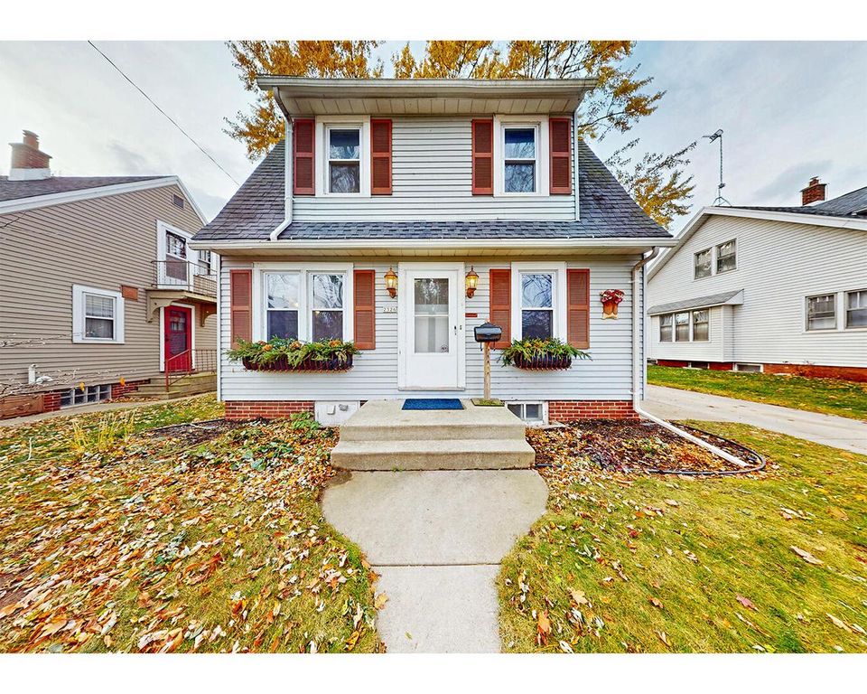 2326 S 15th STREET, Sheboygan, WI 53081