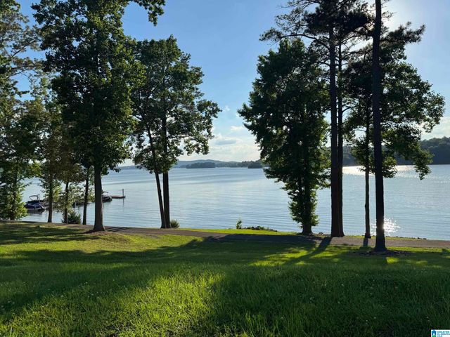 475 River Forest Ln Ste 3320, Talladega, AL 35160