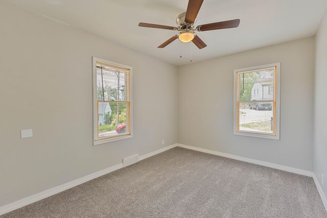 125 HIGHLAND Drive, Council Bluffs, IA 51503