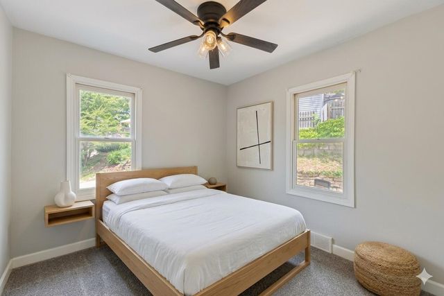 125 HIGHLAND Drive, Council Bluffs, IA 51503