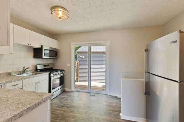 125 HIGHLAND Drive, Council Bluffs, IA 51503
