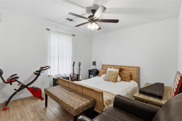 1057 Hereford Drive, Springtown, TX 76082