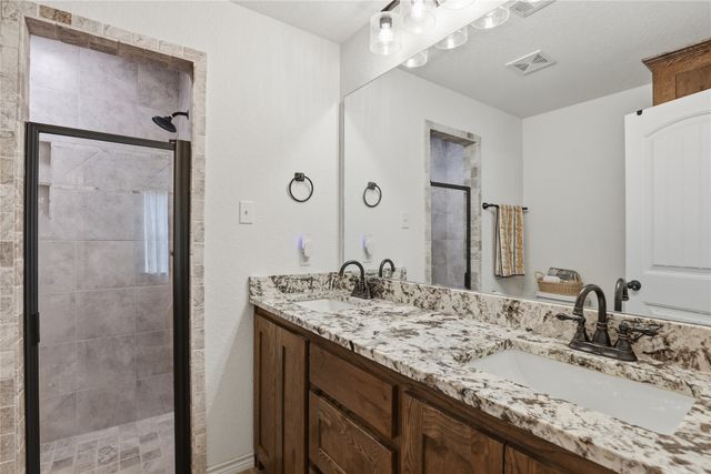 1057 Hereford Drive, Springtown, TX 76082