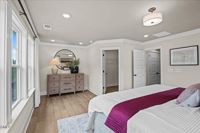 652 Sefton Park Drive, Zebulon, NC 27597