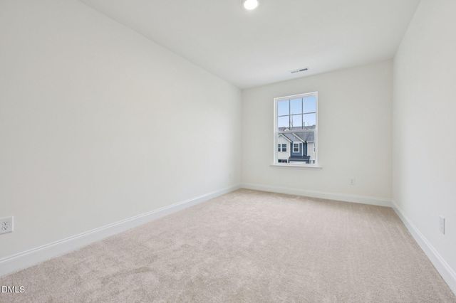 652 Sefton Park Drive, Zebulon, NC 27597