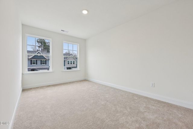 652 Sefton Park Drive, Zebulon, NC 27597