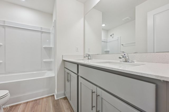652 Sefton Park Drive, Zebulon, NC 27597
