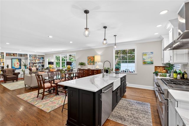121 Tindal Avenue, Greenville, SC 29605
