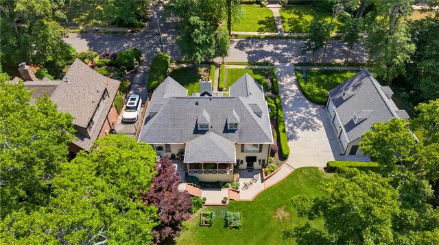 121 Tindal Avenue, Greenville, SC 29605