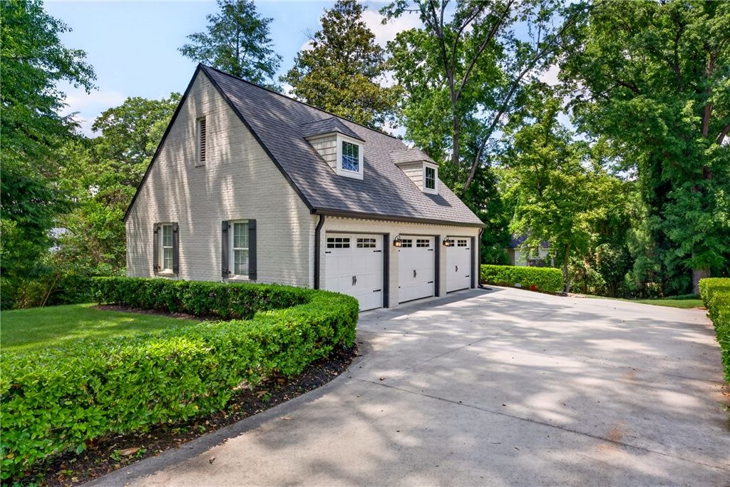 121 Tindal Avenue, Greenville, SC 29605