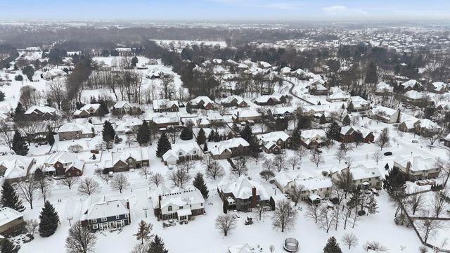 10236 Bent Tree Lane, Fishers, IN 46037