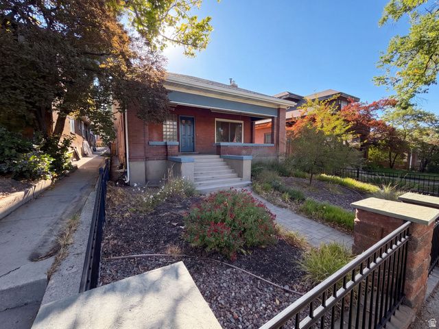 384 E ST, Salt Lake City, UT 84103