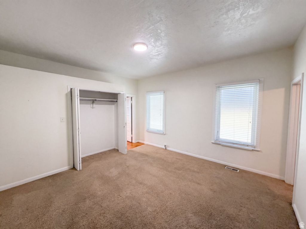 384 E ST, Salt Lake City, UT 84103 — photo 4