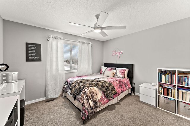 20044 Killdeer Street NW, Oak Grove, MN 55011