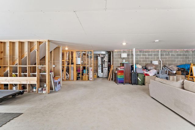 20044 Killdeer Street NW, Oak Grove, MN 55011