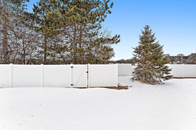 20044 Killdeer Street NW, Oak Grove, MN 55011