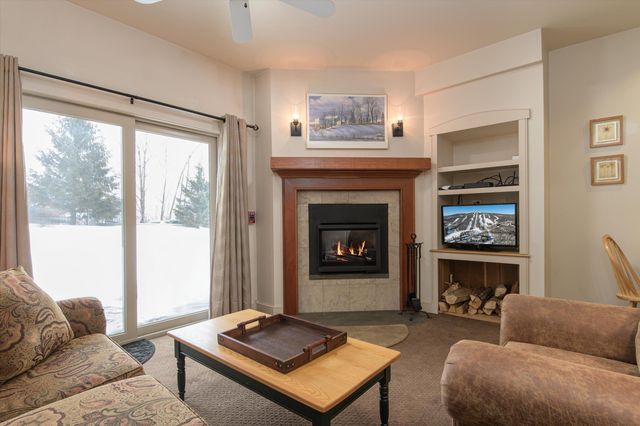 13 Daybreak Drive E103, Ludlow, VT 05149