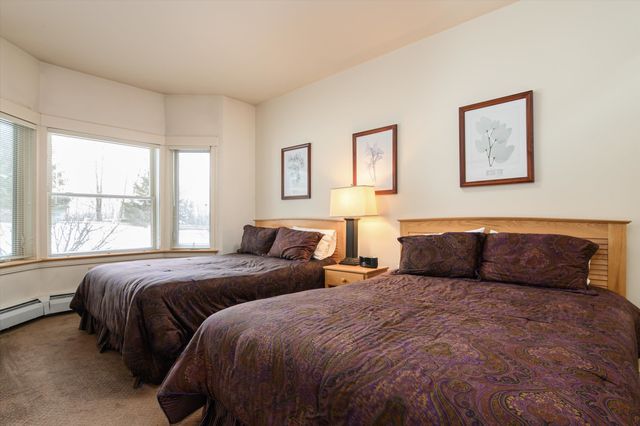 13 Daybreak Drive E103, Ludlow, VT 05149