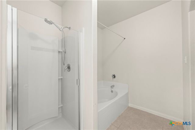 105 J E Brown Lane, Jarrell, TX 76537