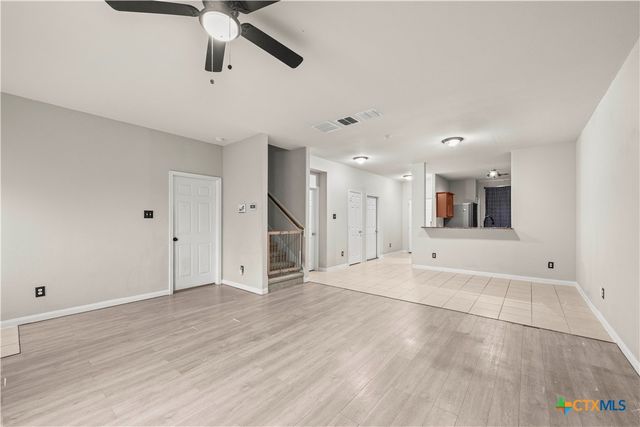 105 J E Brown Lane, Jarrell, TX 76537