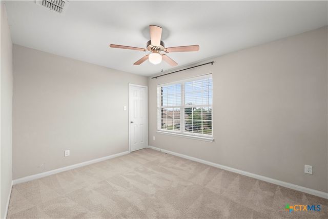 105 J E Brown Lane, Jarrell, TX 76537
