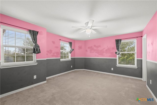 105 J E Brown Lane, Jarrell, TX 76537