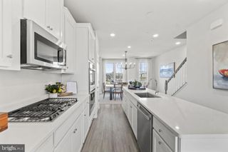 10933 WHEAT BERRY DR, Upper Marlboro, MD 20774