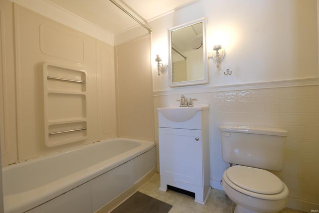 1714 M Street, Bedford, IN 47421