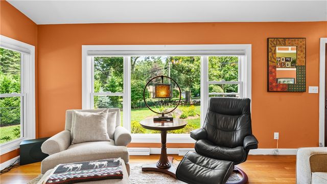 91 Love Lane, Warwick, RI 02886