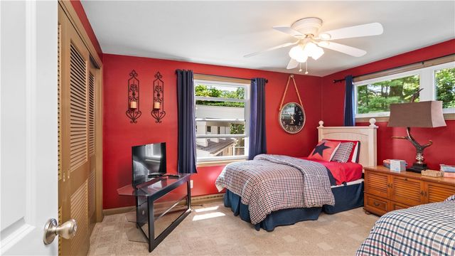 91 Love Lane, Warwick, RI 02886