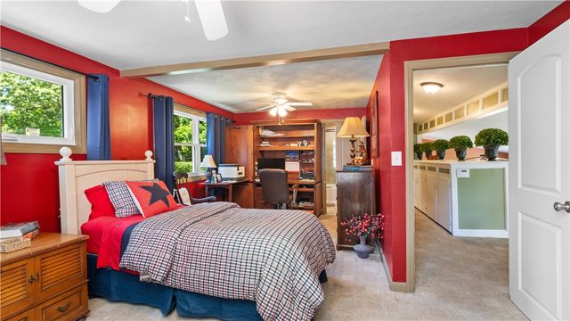 91 Love Lane, Warwick, RI 02886