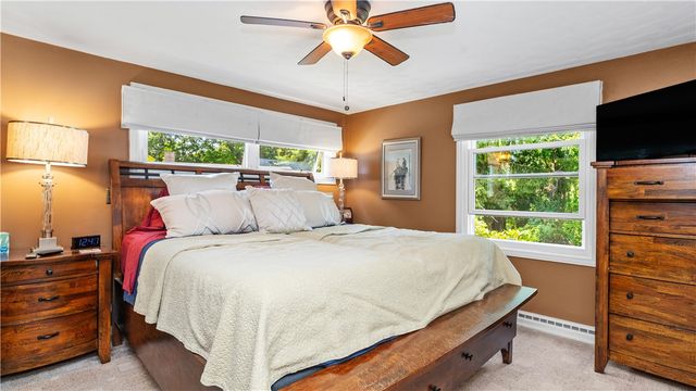 91 Love Lane, Warwick, RI 02886