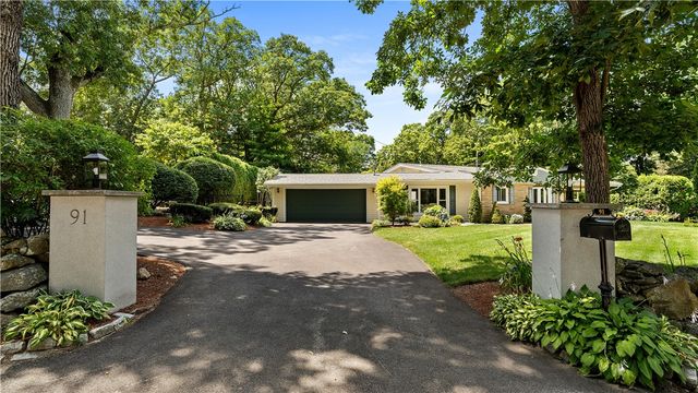 91 Love Lane, Warwick, RI 02886