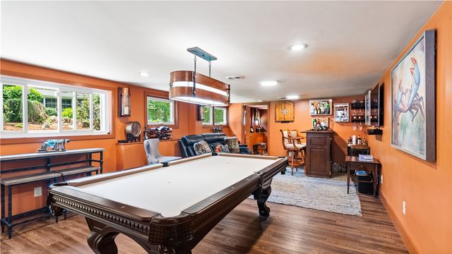 91 Love Lane, Warwick, RI 02886