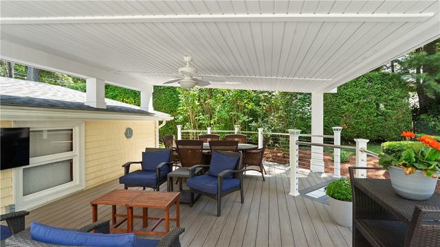 91 Love Lane, Warwick, RI 02886