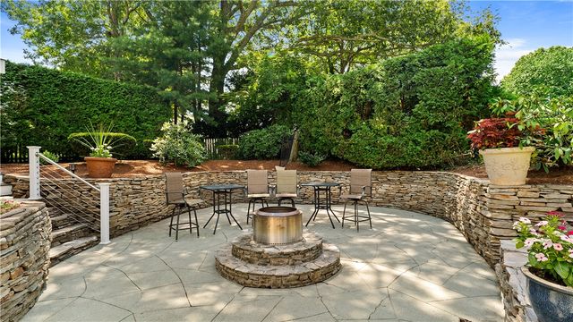 91 Love Lane, Warwick, RI 02886