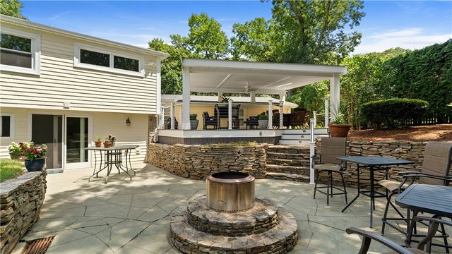 91 Love Lane, Warwick, RI 02886