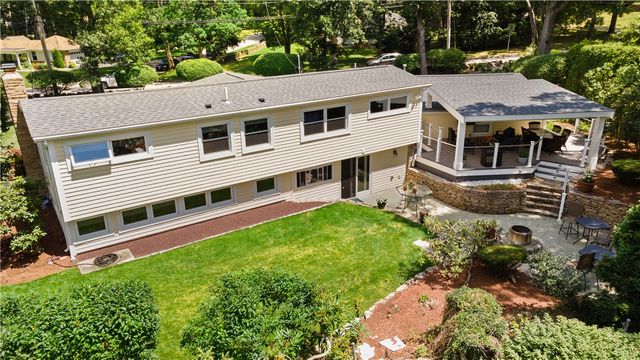 91 Love Lane, Warwick, RI 02886