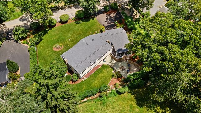91 Love Lane, Warwick, RI 02886