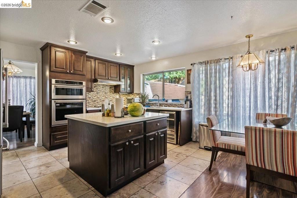 Image 10 of property listing at 4137 4137 Amargosa Drive, Antioch, CA 94531